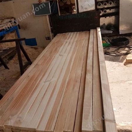 呈果木业3米方木板材铁杉方木工程工地专用厂家直供