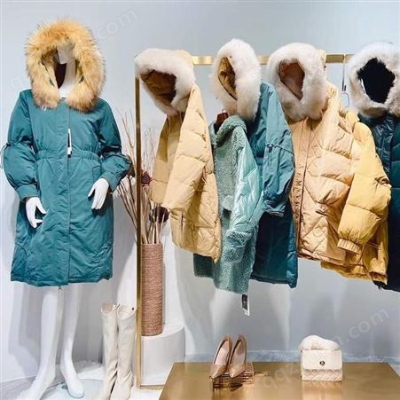 冬季新款凯美拉品牌折扣女装羽绒服广州厂家一手货源批发