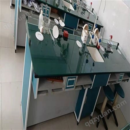 河北元鹏定制学生实验桌 六角实验桌安装 钢木实验台